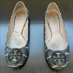 Tory Burch Reva Ballet Flat black and white size 8